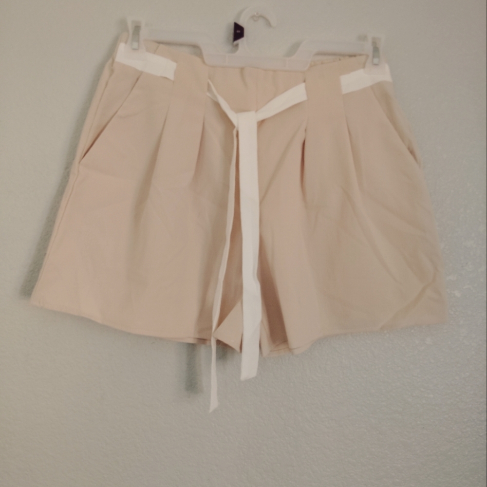 Shorts - Picture 1 of 2